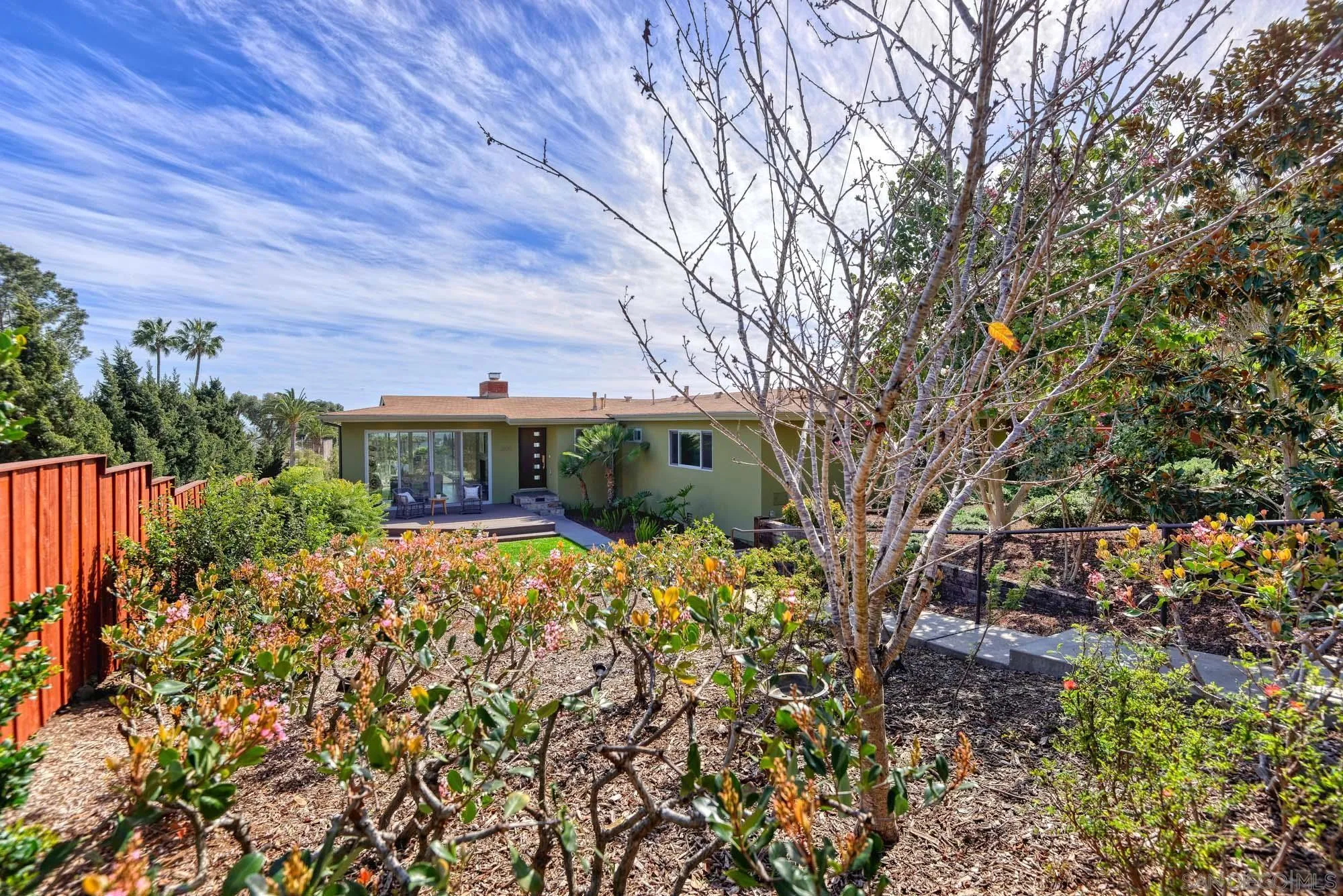 San Diego, California 92109, United States, 4 Bedrooms Bedrooms, ,4 BathroomsBathrooms,Residential,Pending,86720