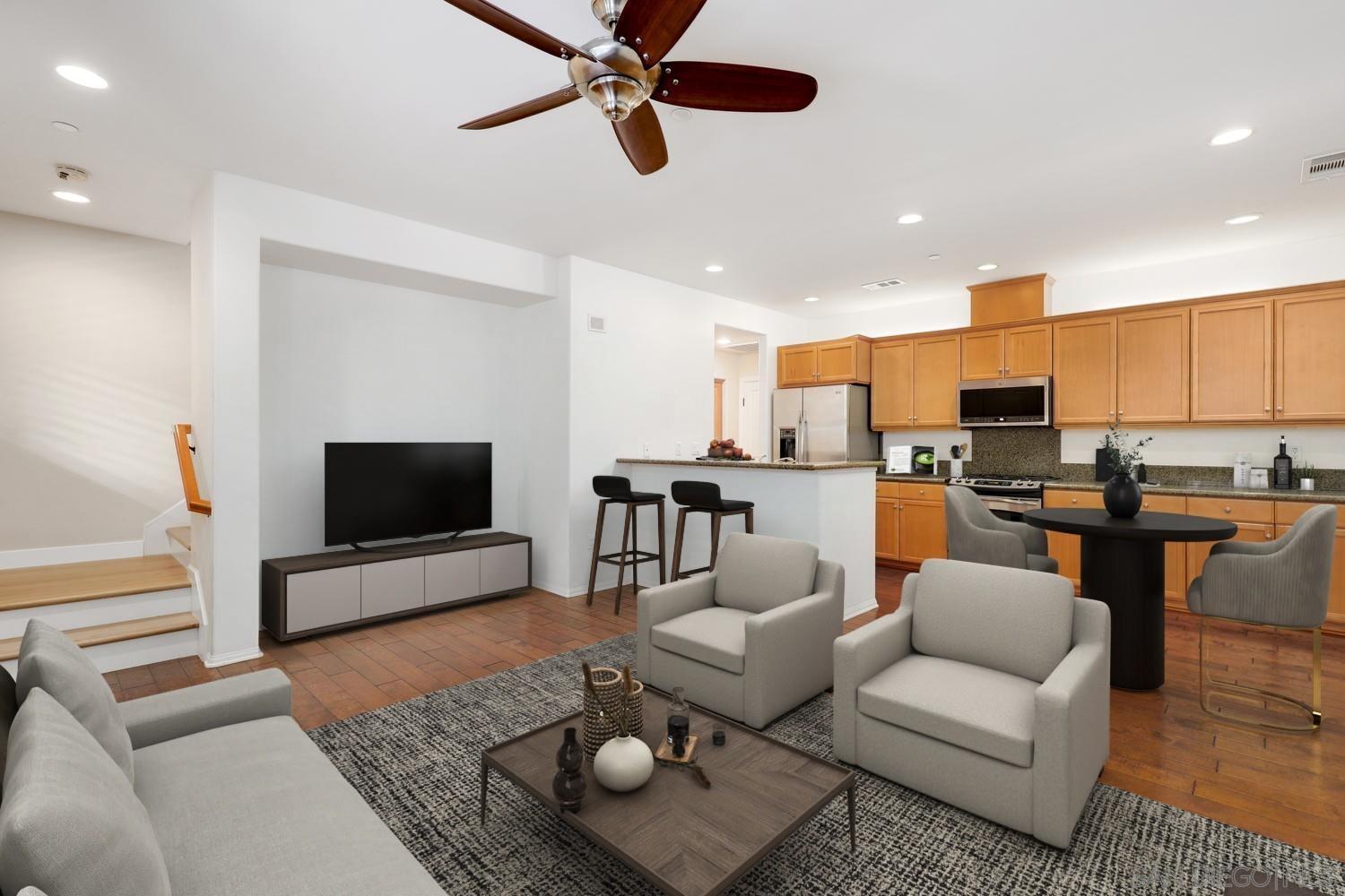 10653 Golden Willow 140