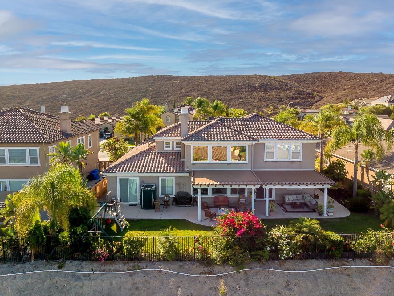 653 Coastal Hills Dr
