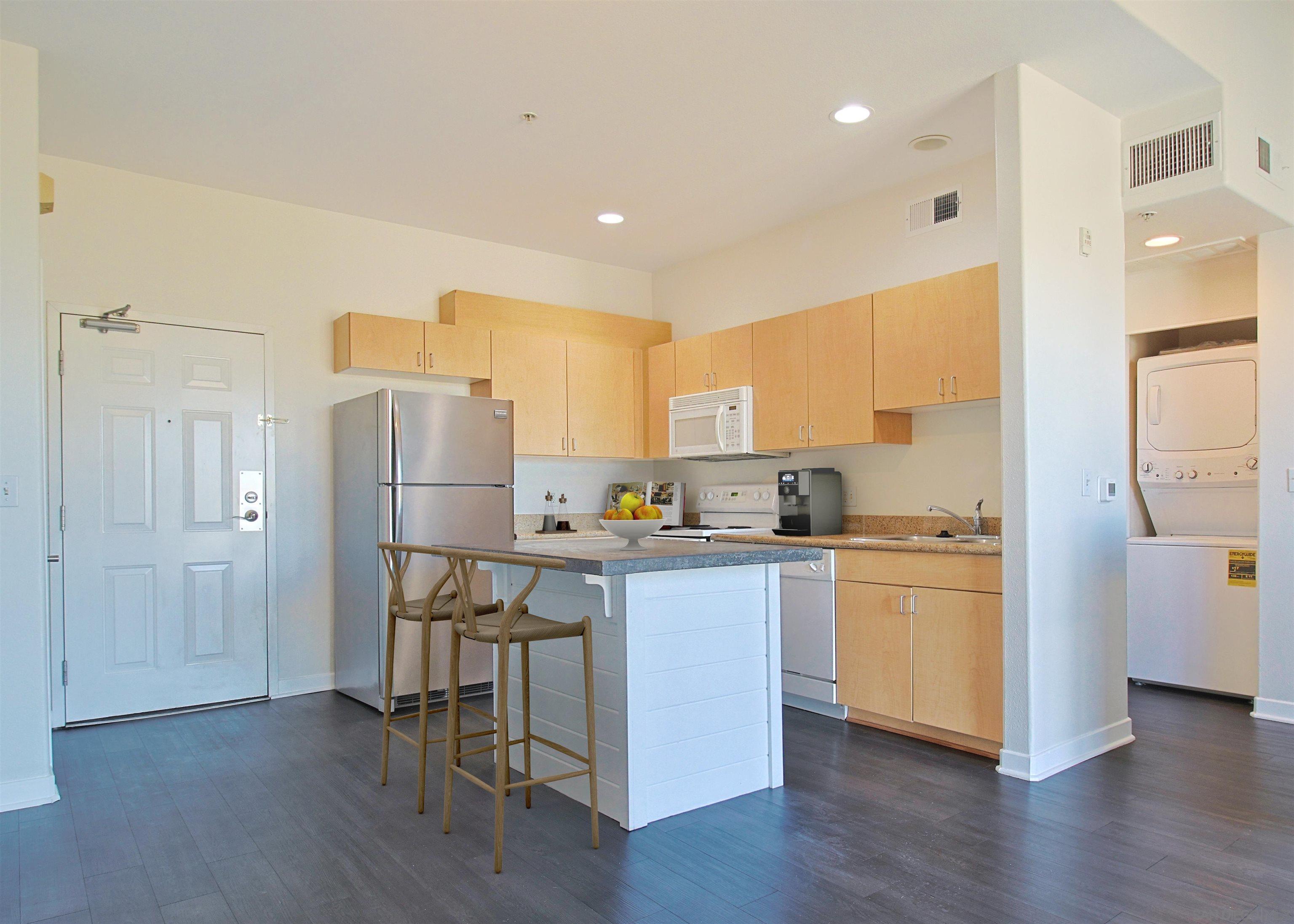 1501 Front St 613