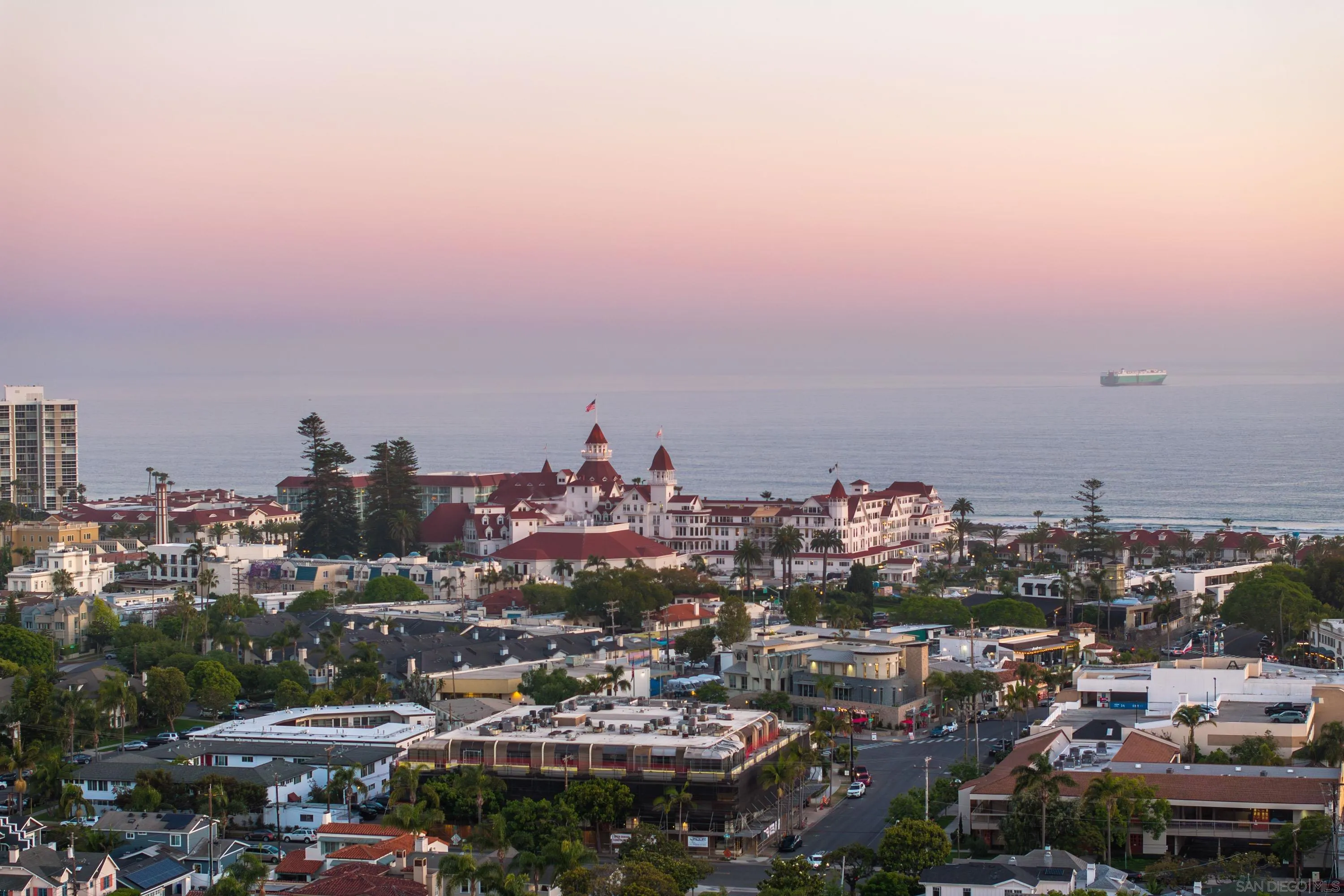 Coronado, California 92118, United States, 3 Bedrooms Bedrooms, ,3 BathroomsBathrooms,Residential,Active,159367