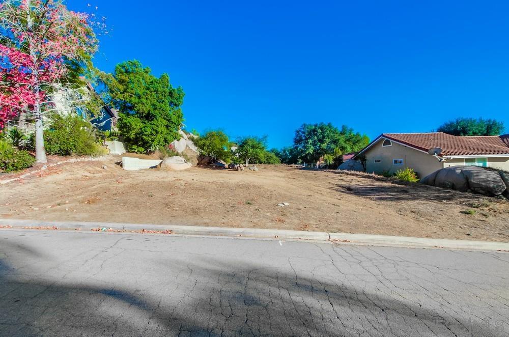 28543 Meadow Glen Way