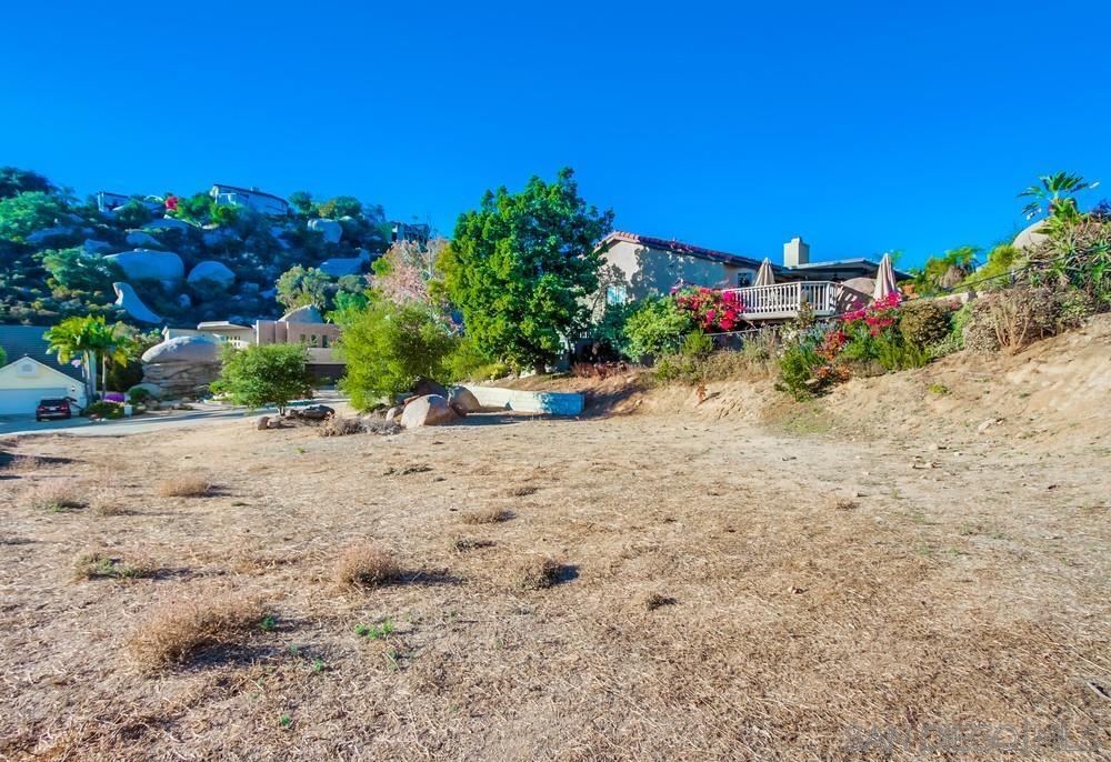 28543 Meadow Glen Way