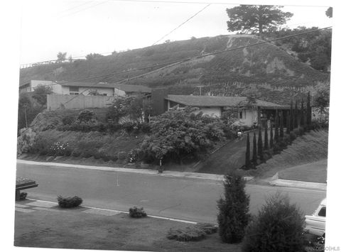 8402  Sugarman Dr La Jolla CA 92037