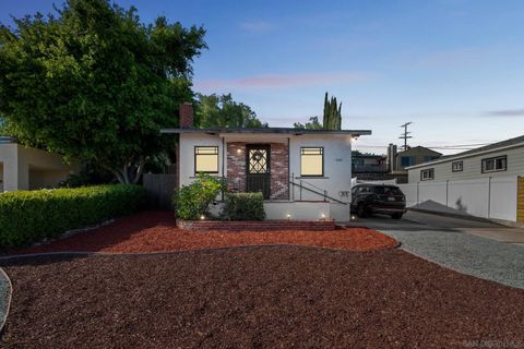 7180-82  Mohawk San Diego CA 92115