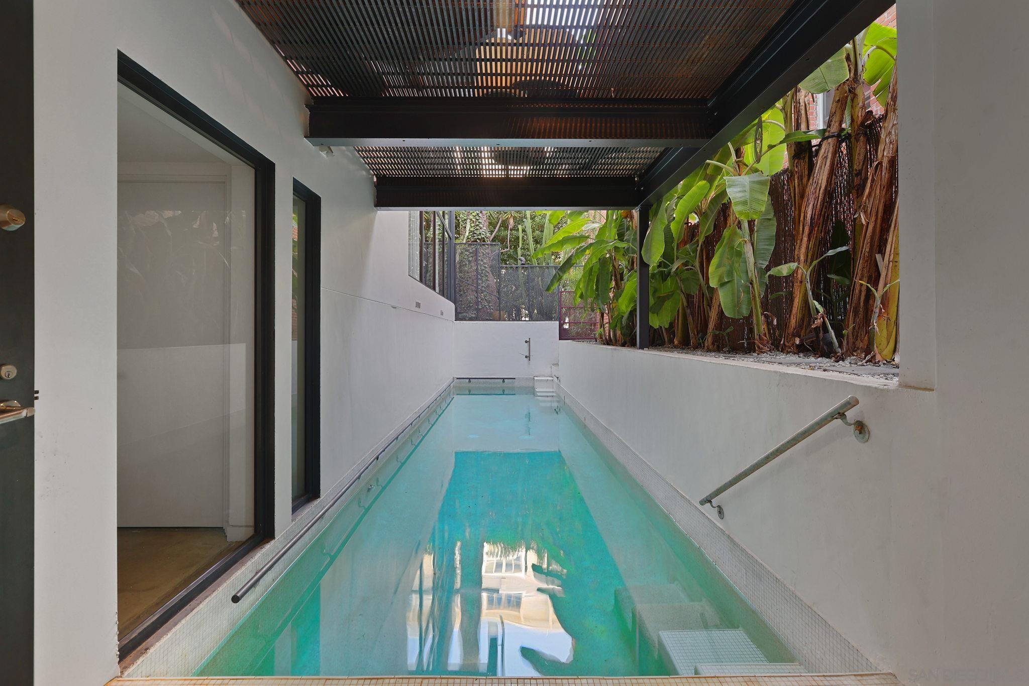 7 Vicente Terrace