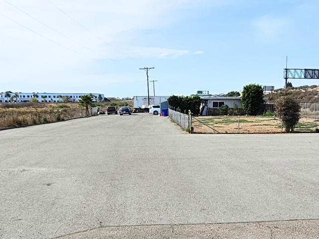 1812 Cactus Road
