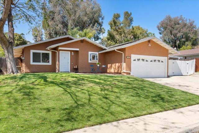 1448 Esperanza Way
