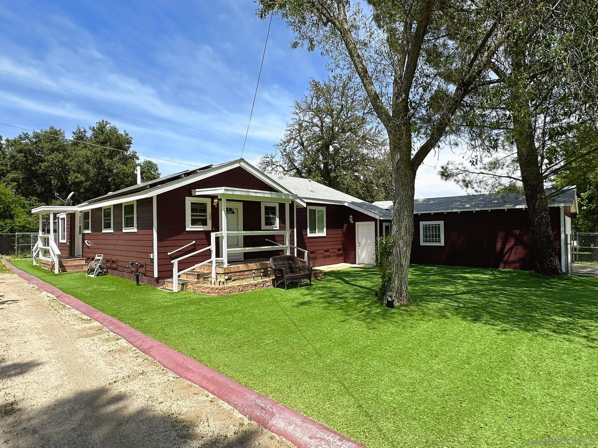2438 Sage Dr