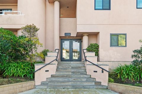 1115  Pearl St  3 La Jolla CA 92037