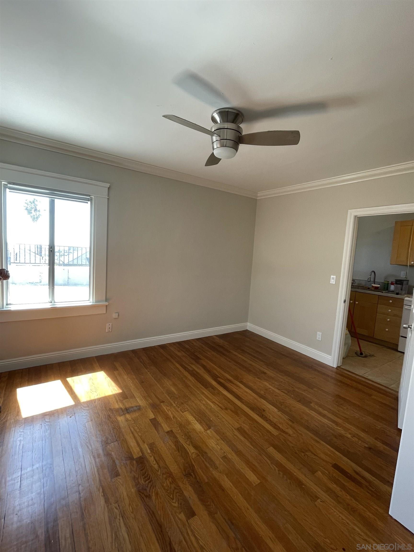2473 Market 5