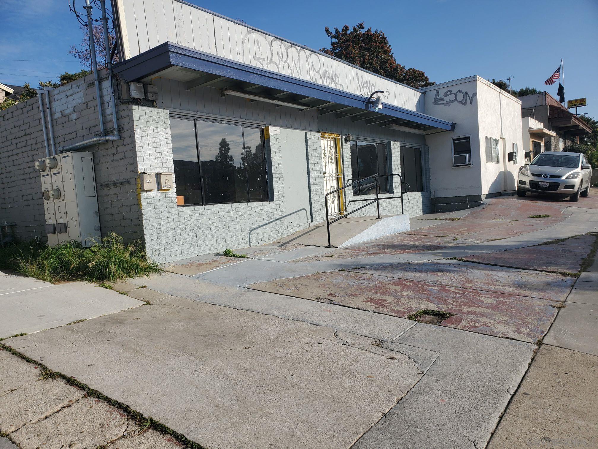 1329-35 Highland Ave