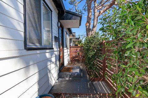2136  Froude St San Diego CA 92107
