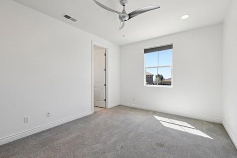 listing image 52