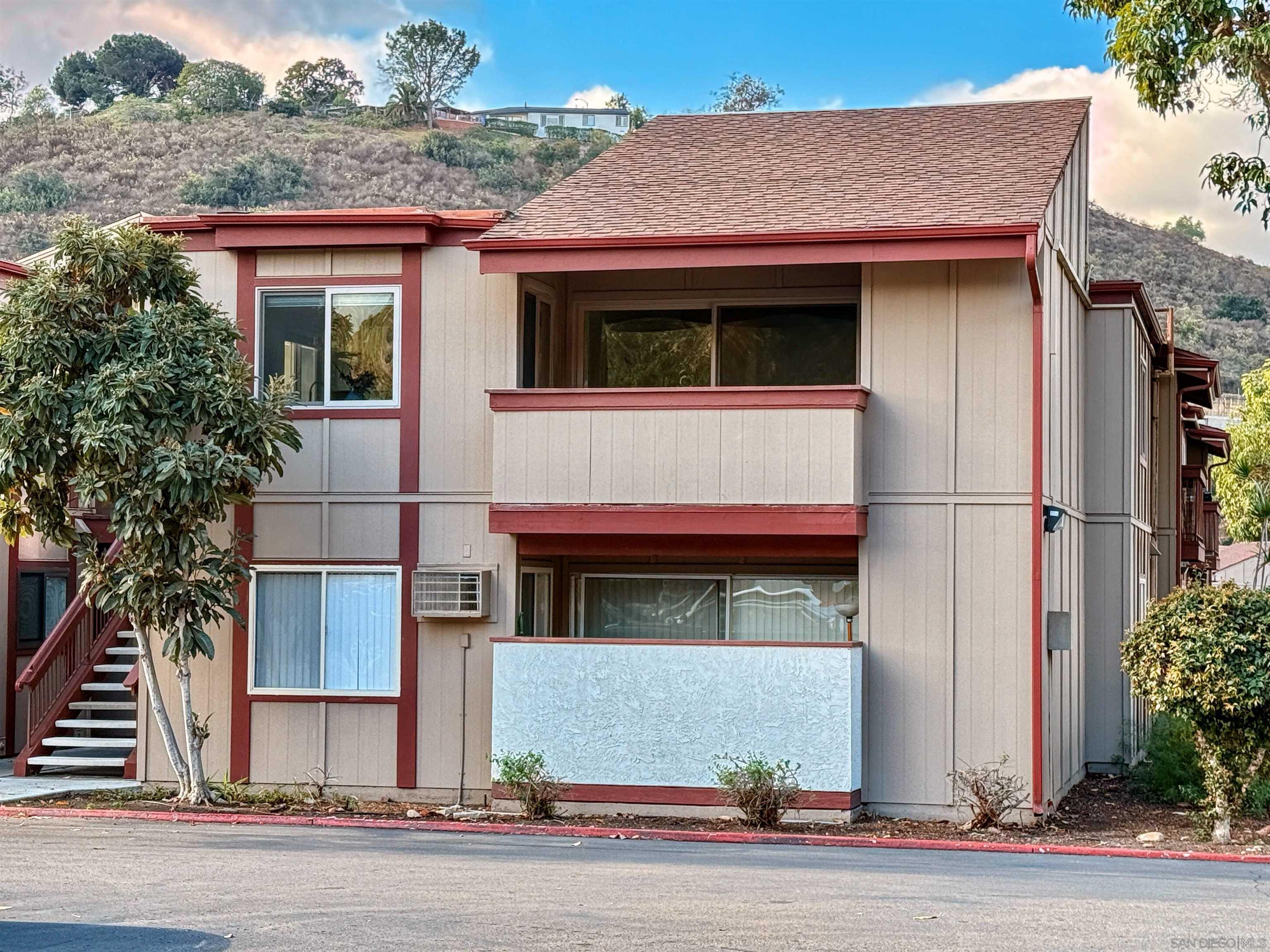 5493 Adobe Falls Rd 12