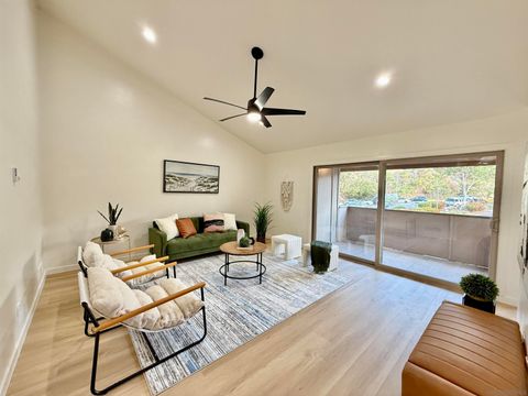 5493  Adobe Falls Rd  12 San Diego CA 92120