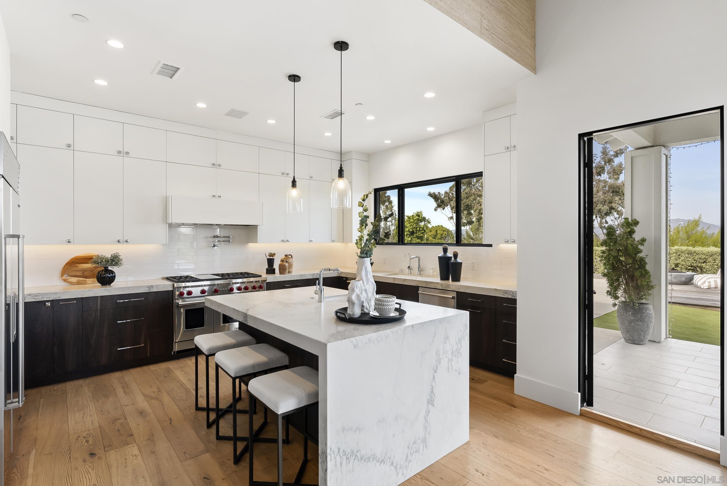 5508 Avenida Maravillas