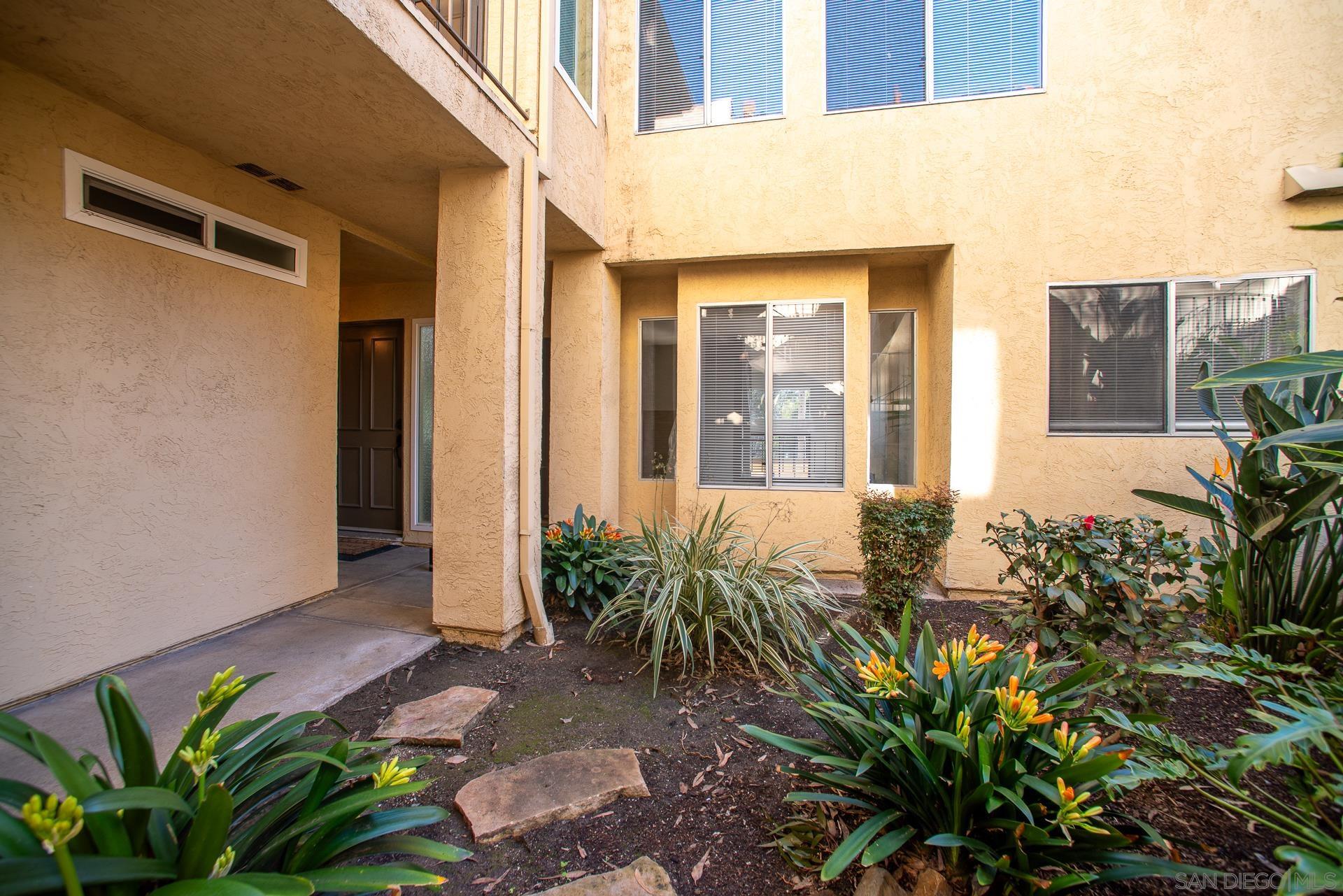 1111 Arbor Ln