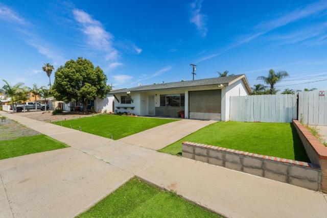 1272 Shari Way