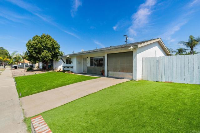 1272 Shari Way