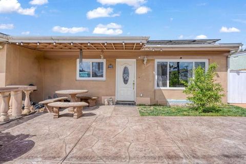 804 S 37Th Street San Diego CA 92113