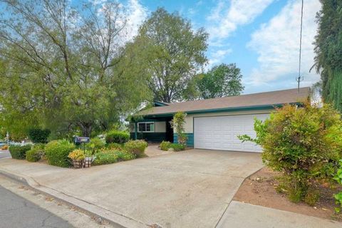 506 E 9Th Avenue Escondido CA 92025