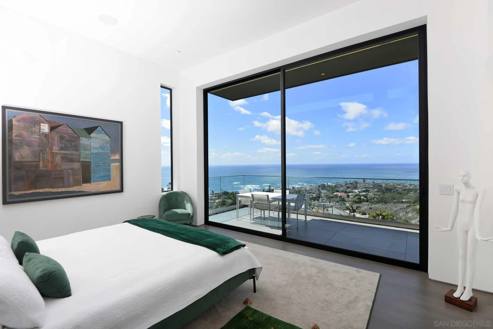 La Jolla, California 92037, United States, 5 Bedrooms Bedrooms, ,5 BathroomsBathrooms,Residential,Active,91653