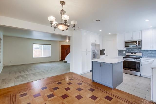 1287 Rachel Cir