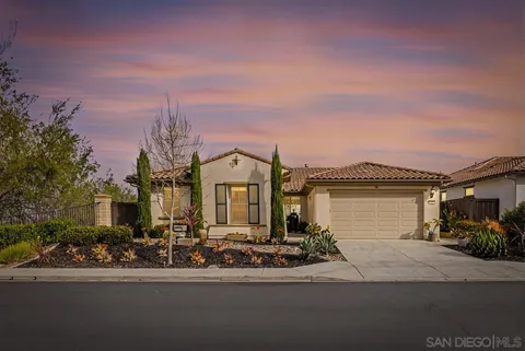 432 Adobe Estates Dr, Vista, CA 92083 - #: 250022402