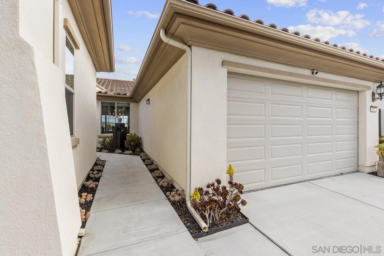 432 Adobe Estates DR