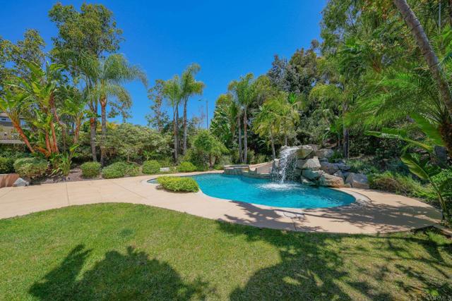 821 Shadow Ridge Pl