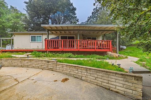 4006  Echo Dr Julian CA 92036