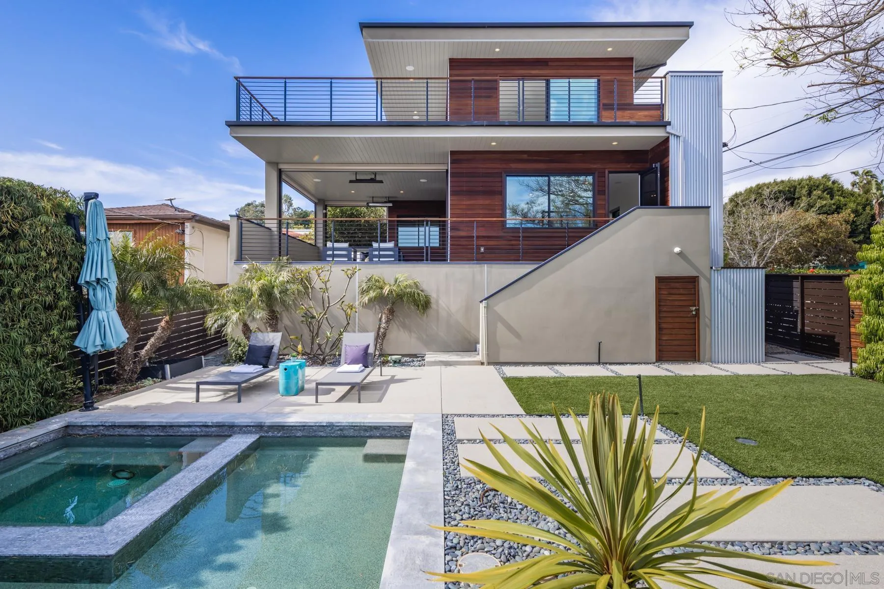 San Diego, California 92109, United States, 5 Bedrooms Bedrooms, ,4 BathroomsBathrooms,Residential,Pending,113234