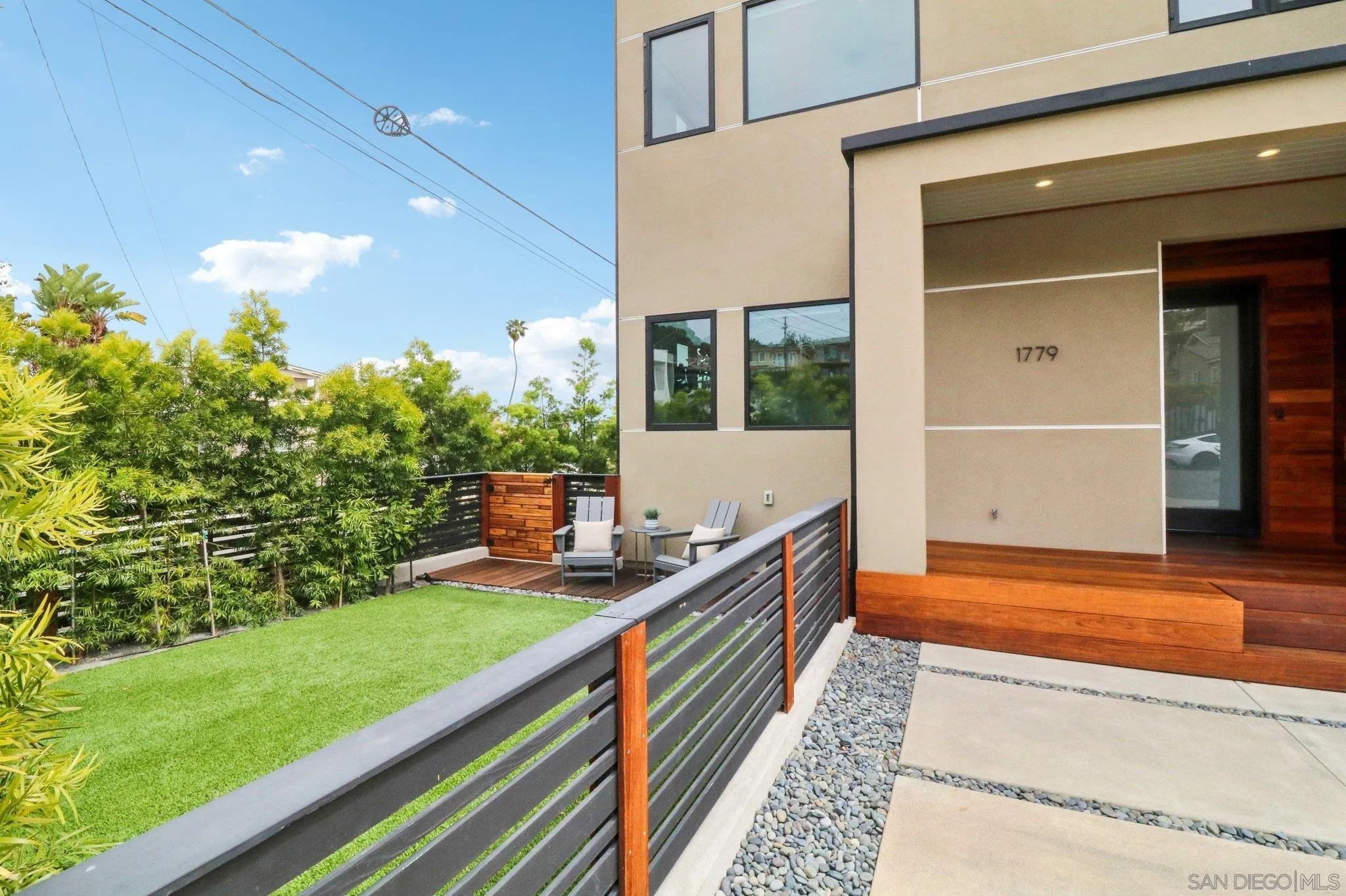 San Diego, California 92109, United States, 5 Bedrooms Bedrooms, ,4 BathroomsBathrooms,Residential,Pending,113234