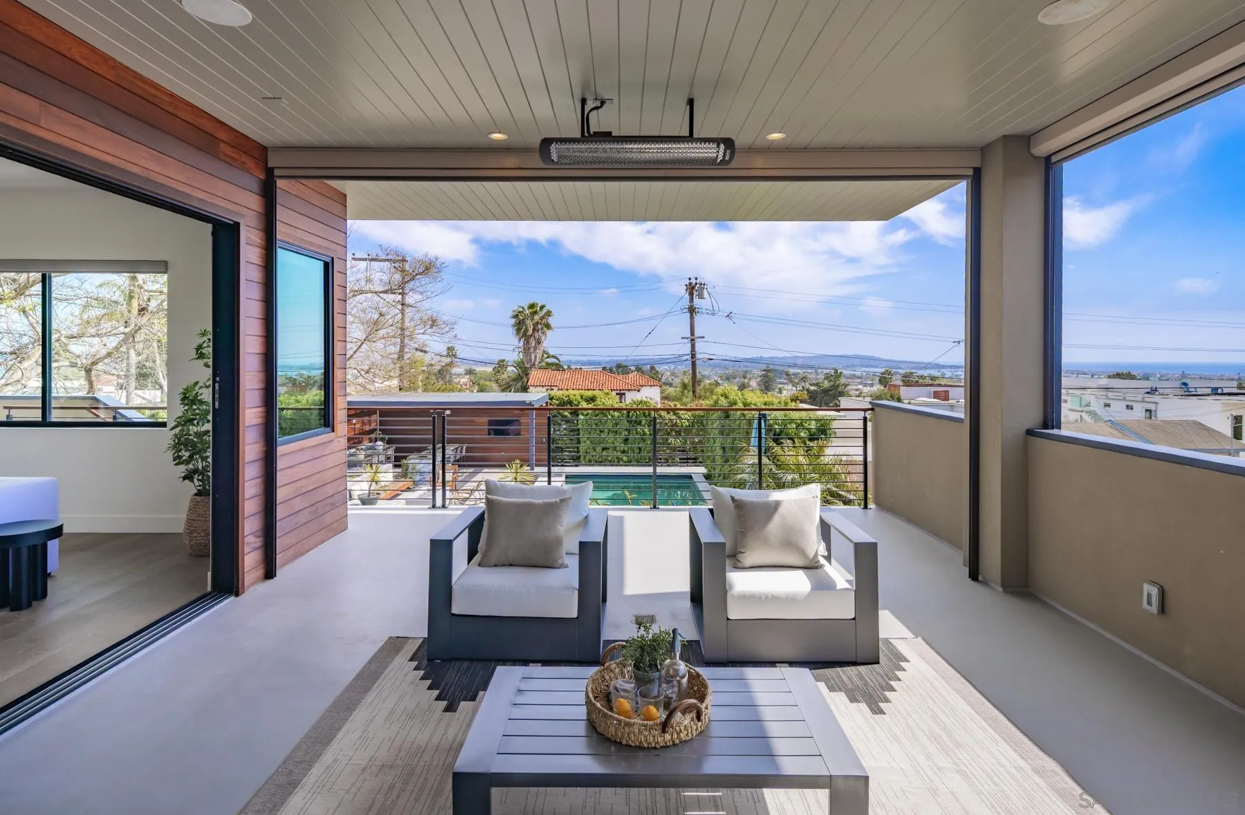 San Diego, California 92109, United States, 5 Bedrooms Bedrooms, ,4 BathroomsBathrooms,Residential,Pending,113234