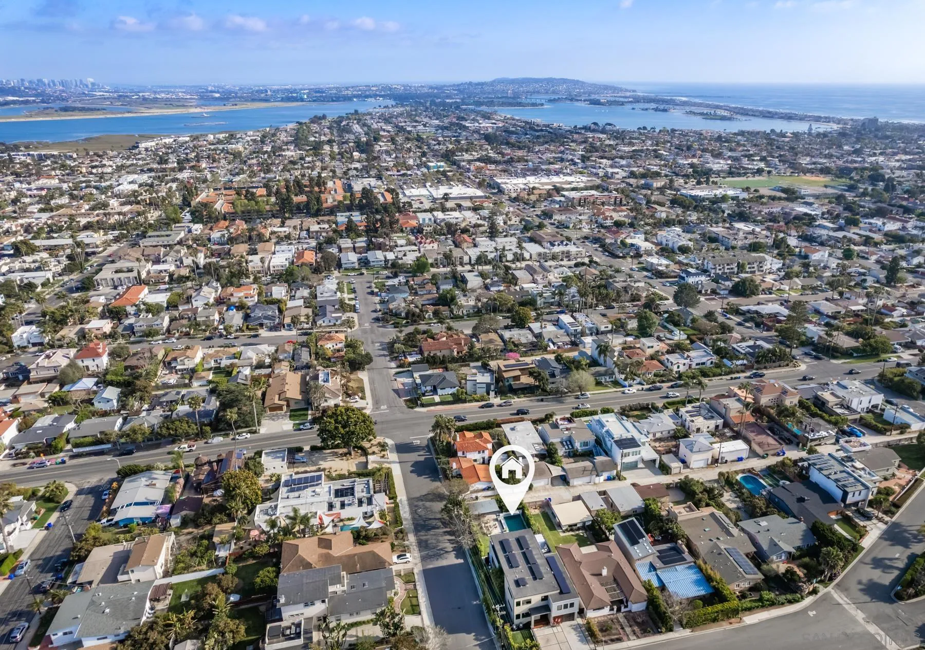 San Diego, California 92109, United States, 5 Bedrooms Bedrooms, ,4 BathroomsBathrooms,Residential,Pending,113234