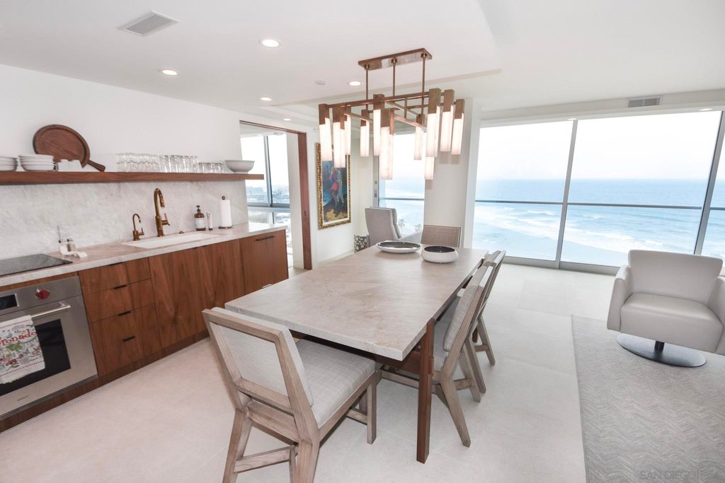 Photo of 1780 Avenida Del Mundo #1008, Coronado, CA 92118 (MLS # 250023302)