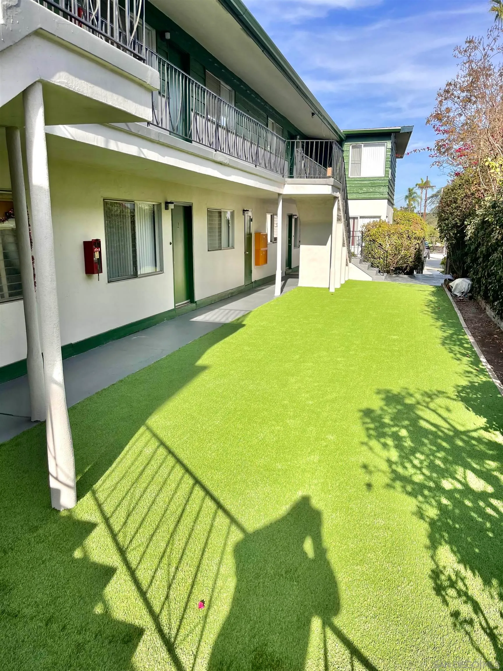 San Diego, California 92116, United States, ,Residential,Pending,23037