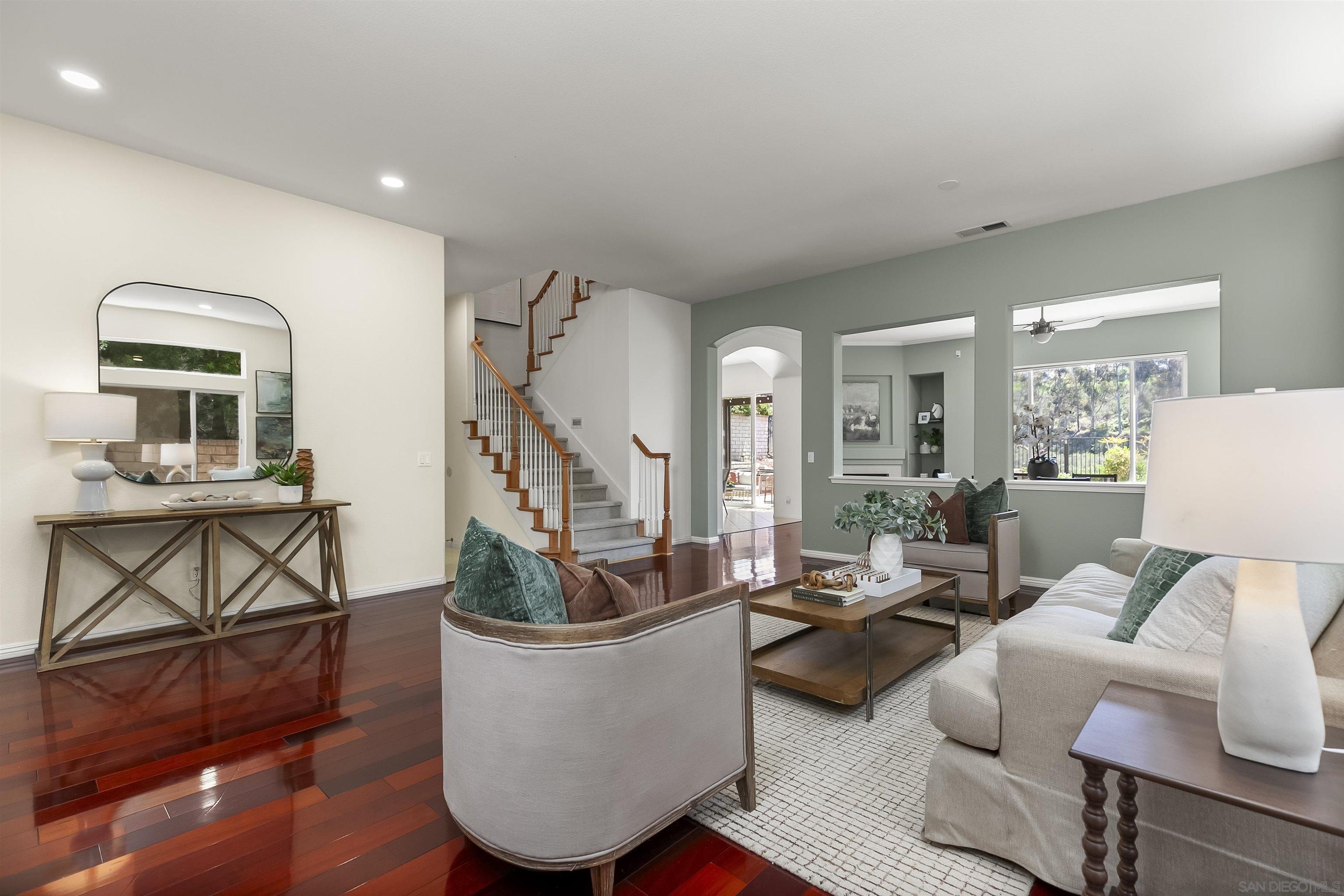 5025 Manor Ridge Lane