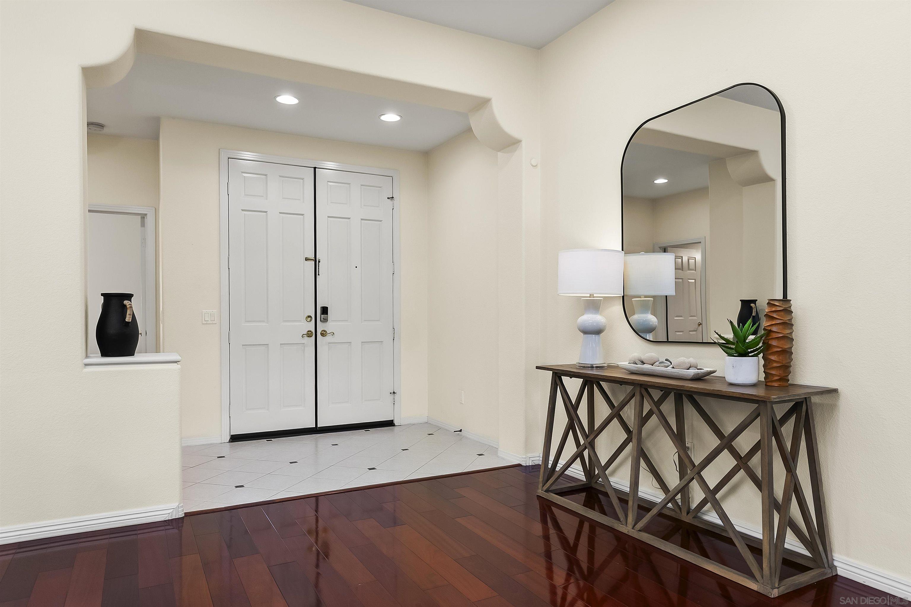 5025 Manor Ridge Lane