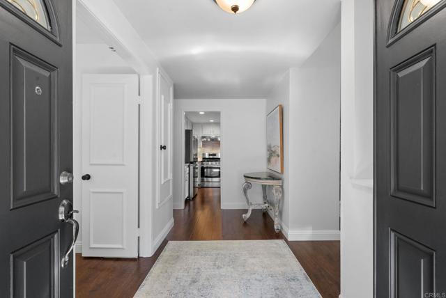1247 La Casa Dr