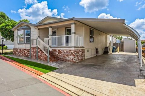 1750 Citracado Parkway Escondido CA 92029