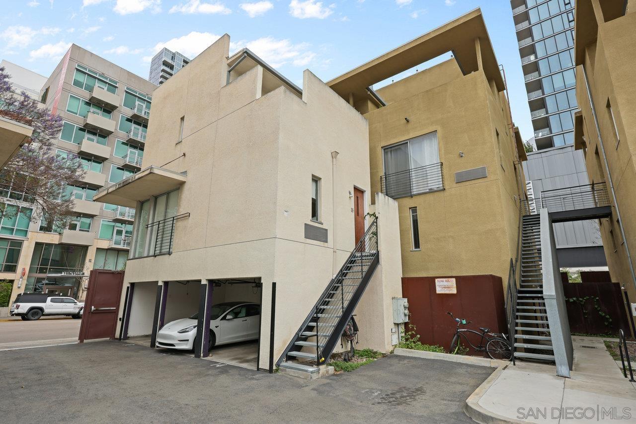 988 G Street 33