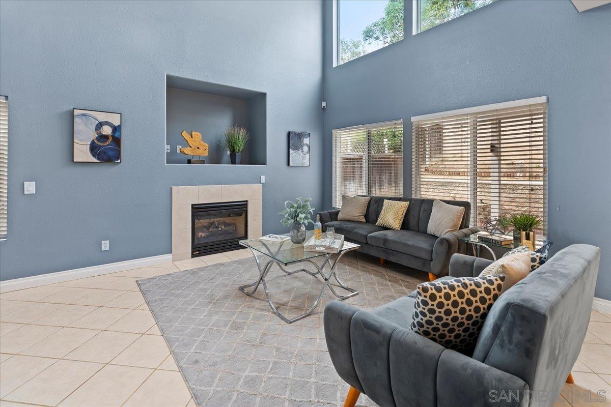 9725 Kika Ct