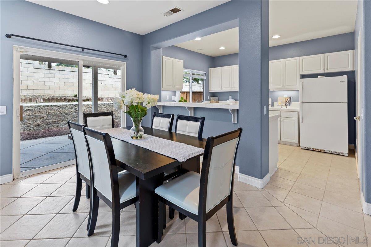 9725 Kika Ct