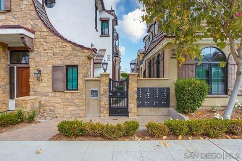 718  Silver St La Jolla CA 92037