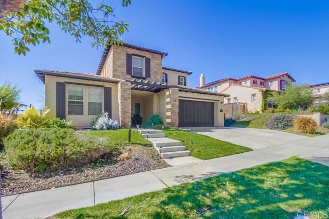 262 Avenida Loretta