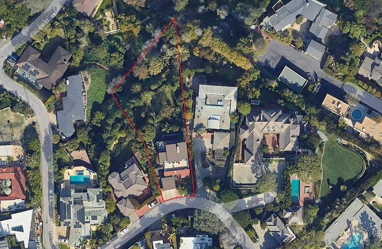 La Jolla, California 92037, United States, 4 Bedrooms Bedrooms, ,4 BathroomsBathrooms,Residential,Pending,29022