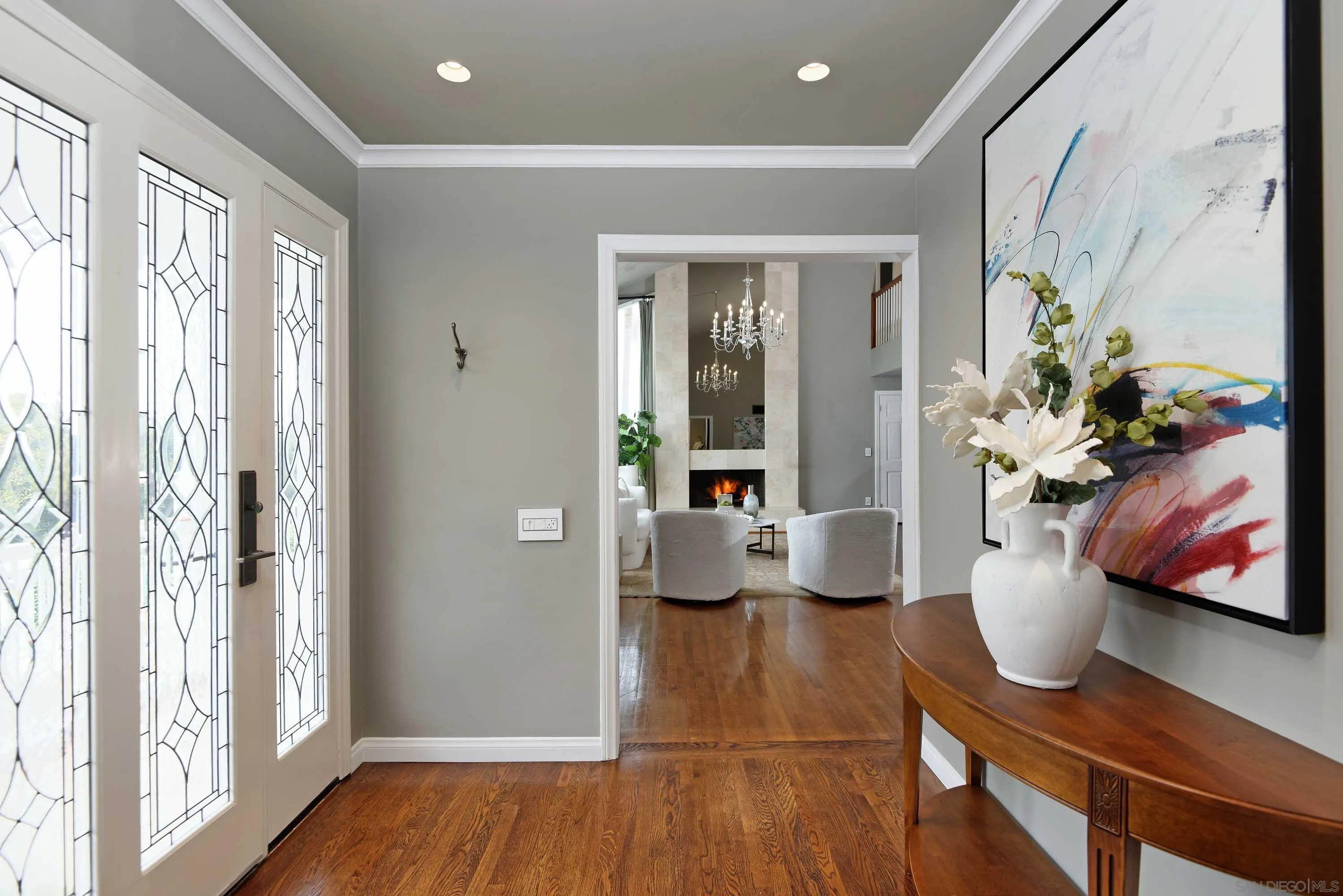 La Jolla, California 92037, United States, 4 Bedrooms Bedrooms, ,4 BathroomsBathrooms,Residential,Pending,29022