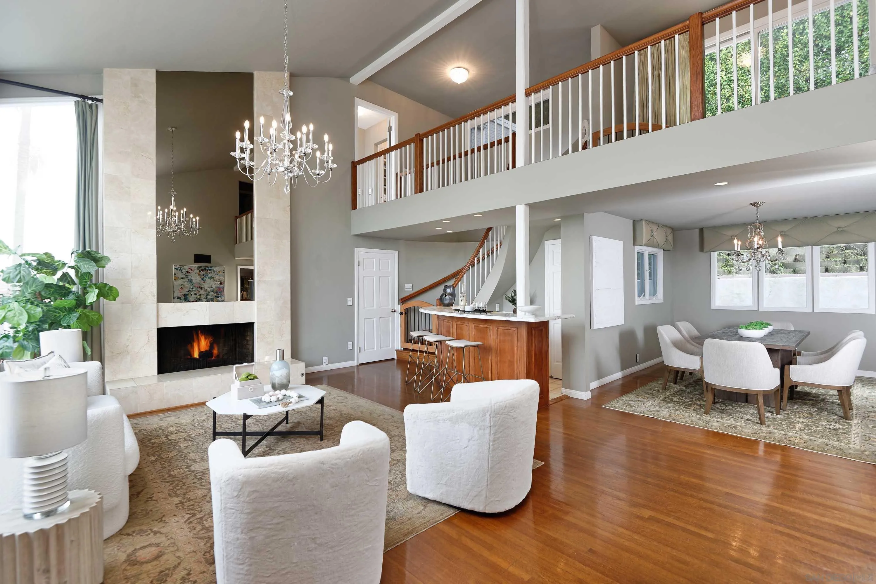 La Jolla, California 92037, United States, 4 Bedrooms Bedrooms, ,4 BathroomsBathrooms,Residential,Pending,29022